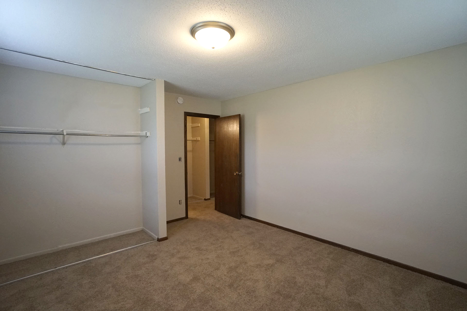 Eldridge Apartments Image 24